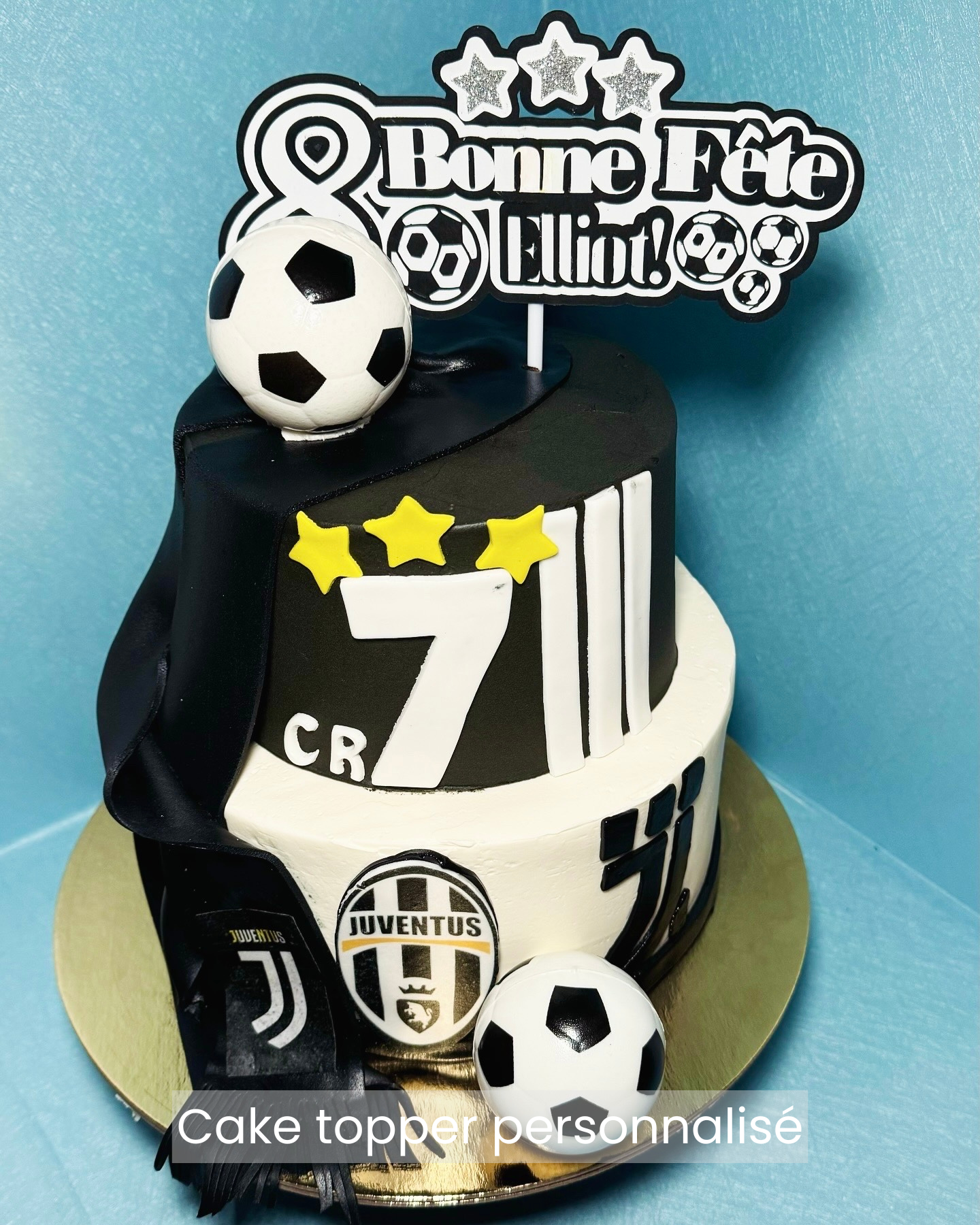 Cake topper