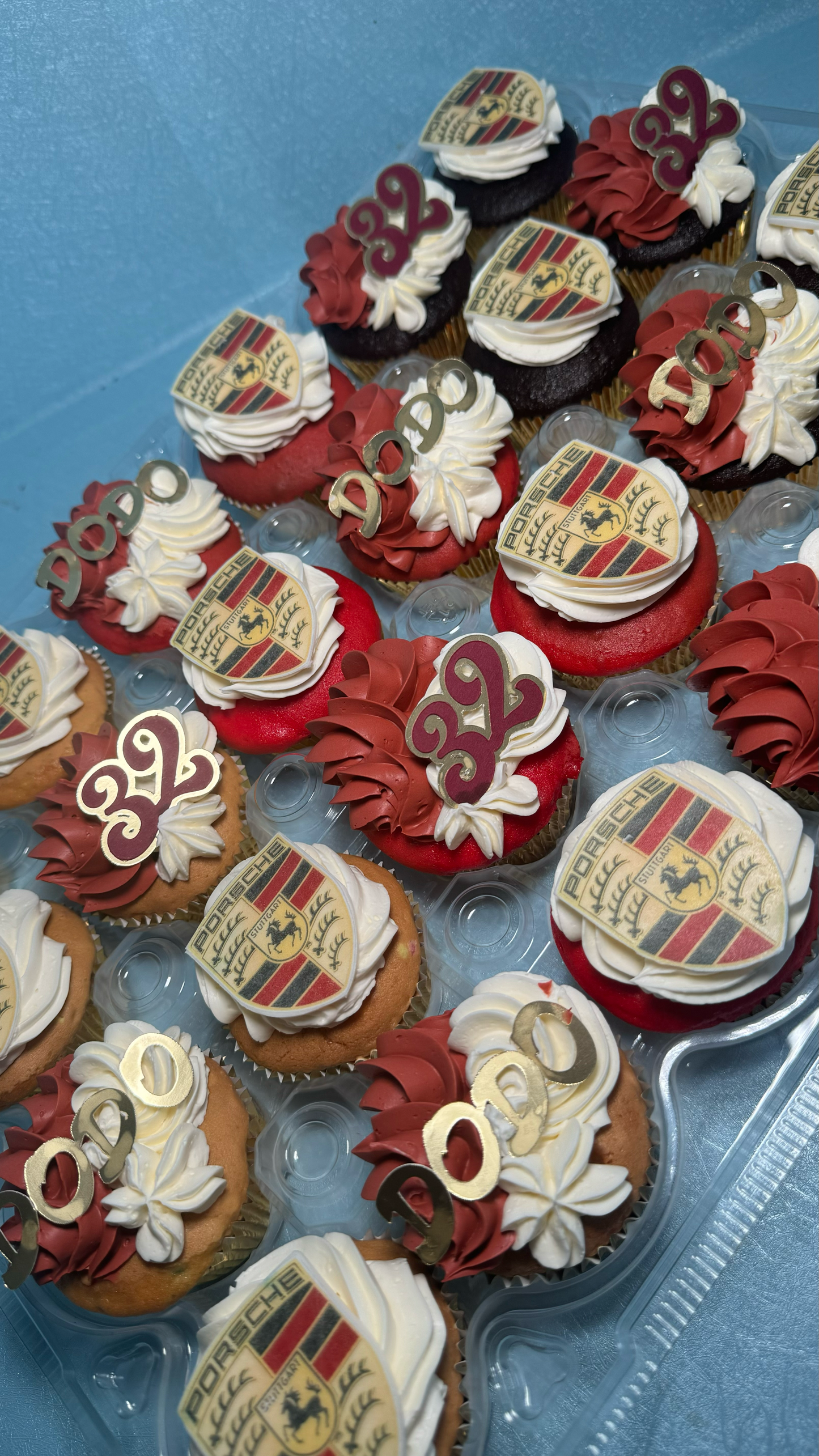 Cupcakes personnalisés waw