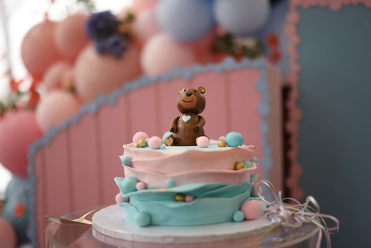 Figurine et/ou toute autre décoration supplémentaire